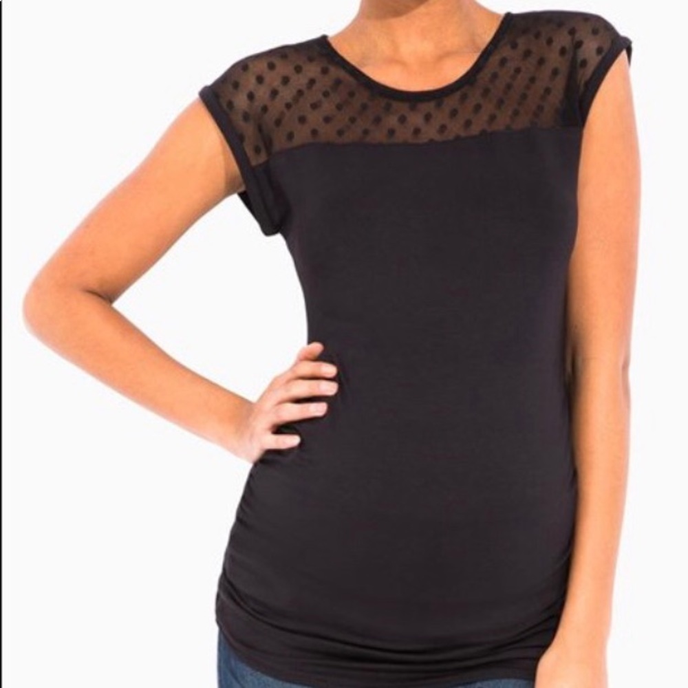 Cap-sleeve maternity tee